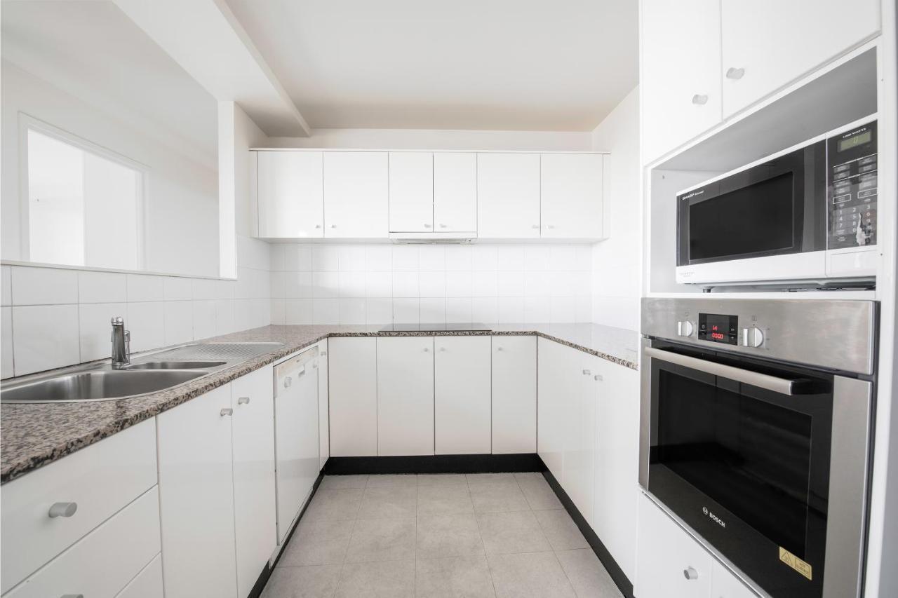 Breakfree Capital Tower Apartments Canberra Extérieur photo