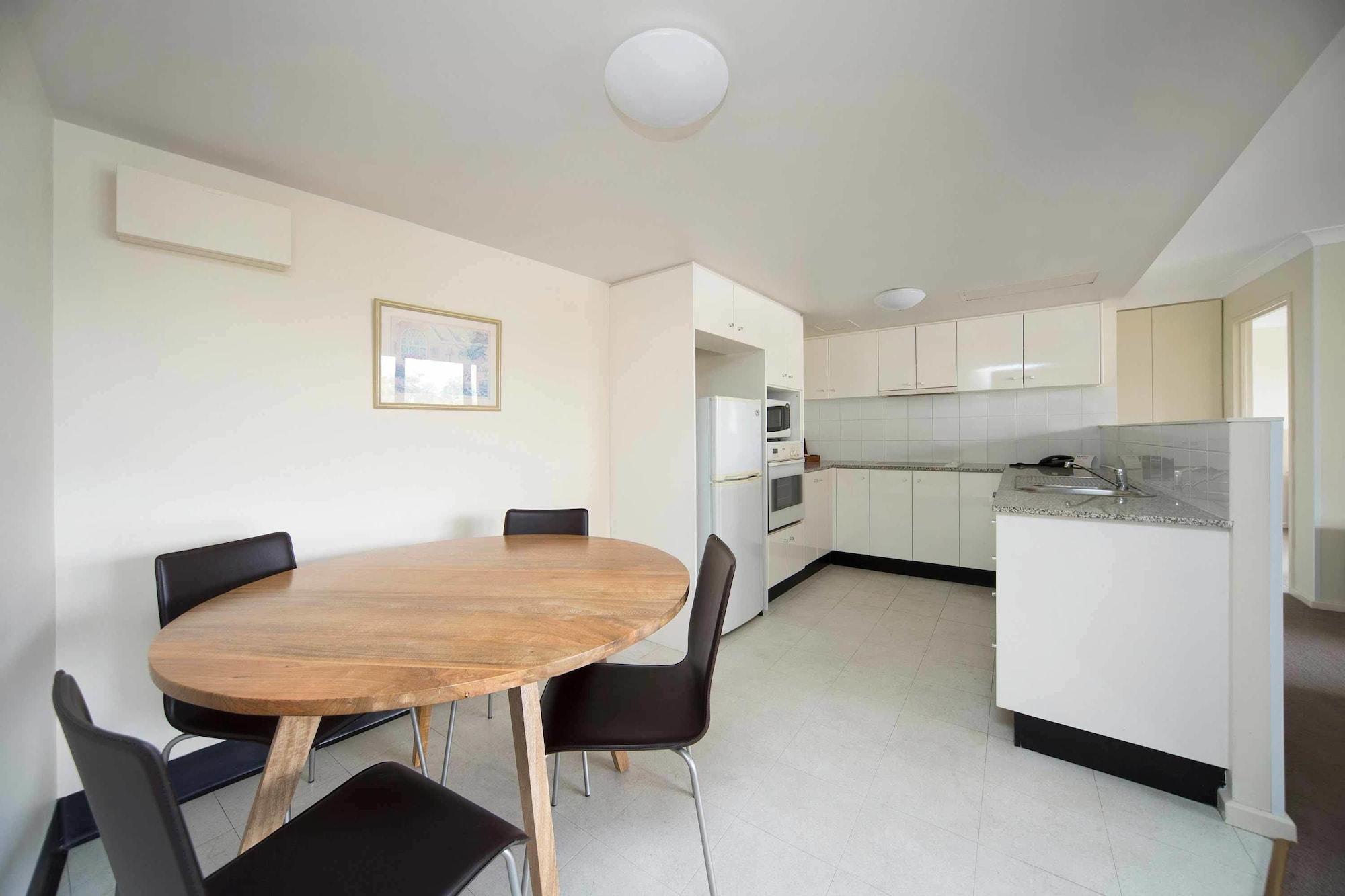 Breakfree Capital Tower Apartments Canberra Extérieur photo