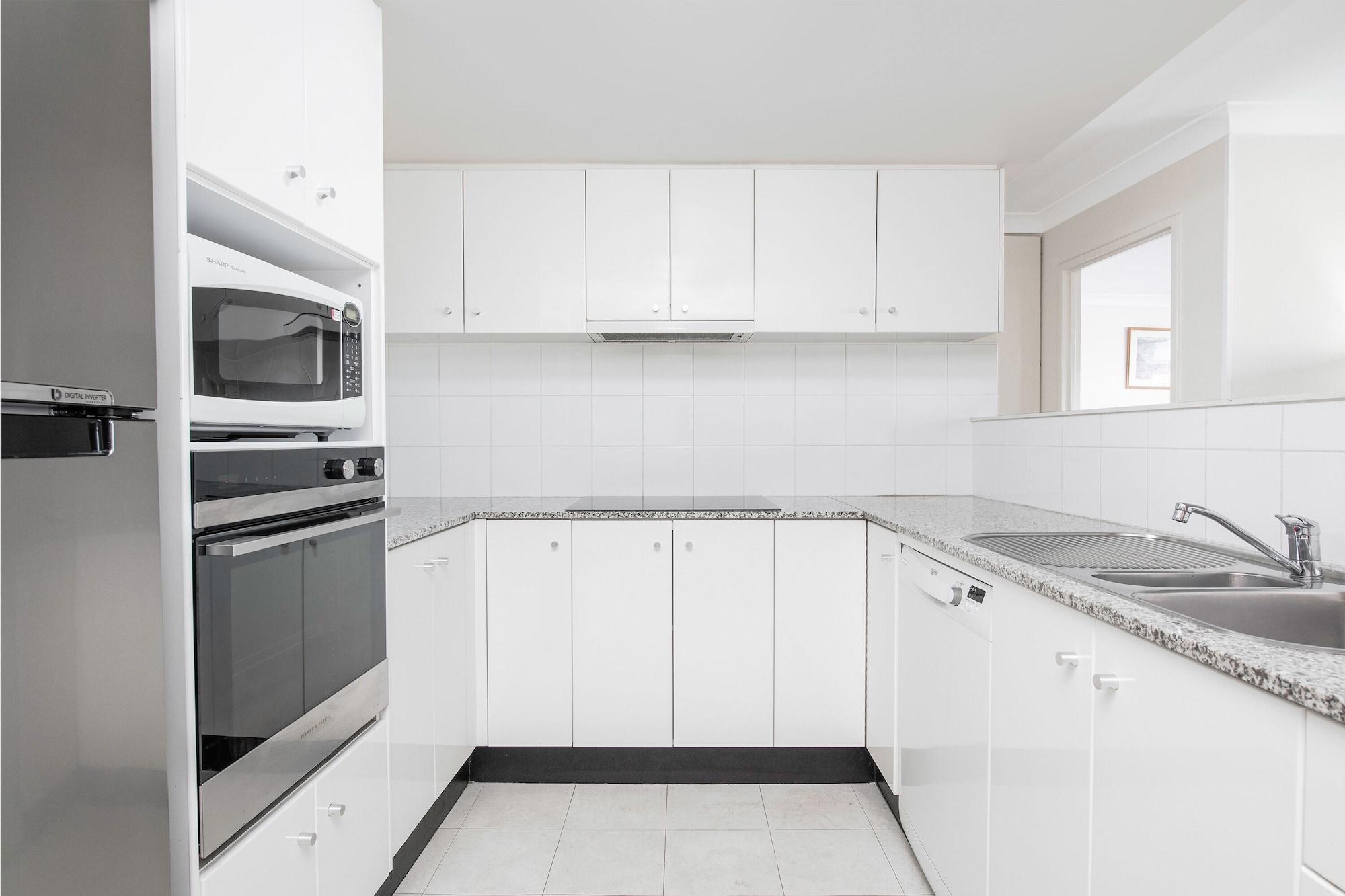 Breakfree Capital Tower Apartments Canberra Extérieur photo