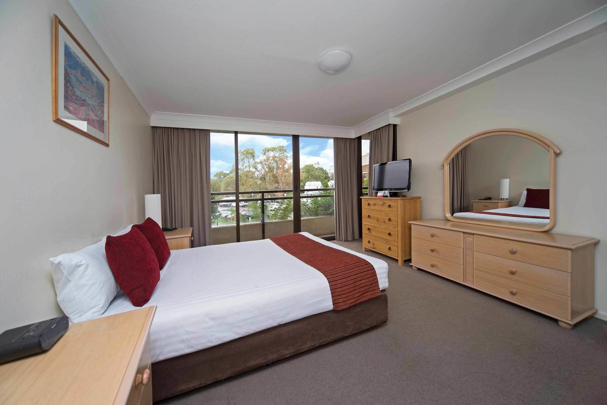 Breakfree Capital Tower Apartments Canberra Extérieur photo