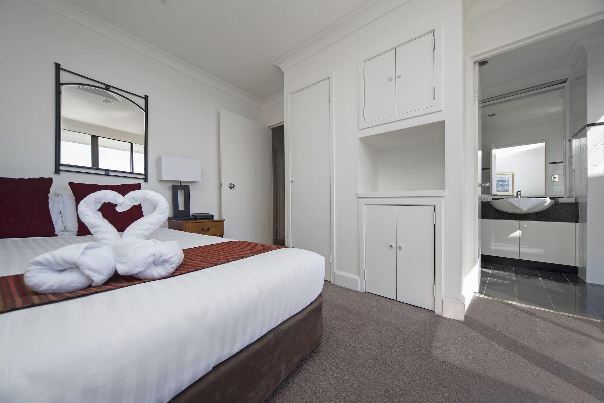 Breakfree Capital Tower Apartments Canberra Extérieur photo