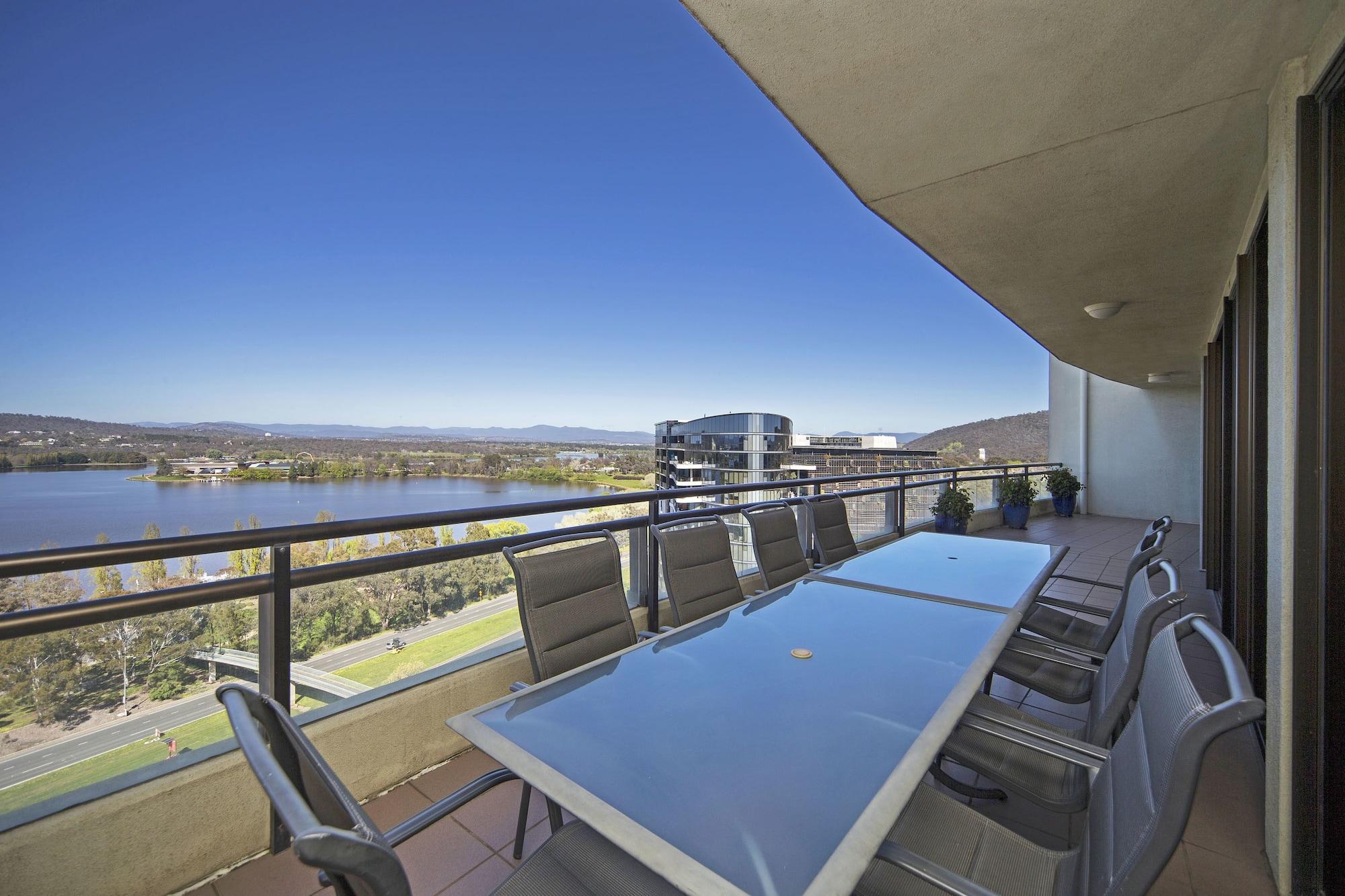 Breakfree Capital Tower Apartments Canberra Extérieur photo