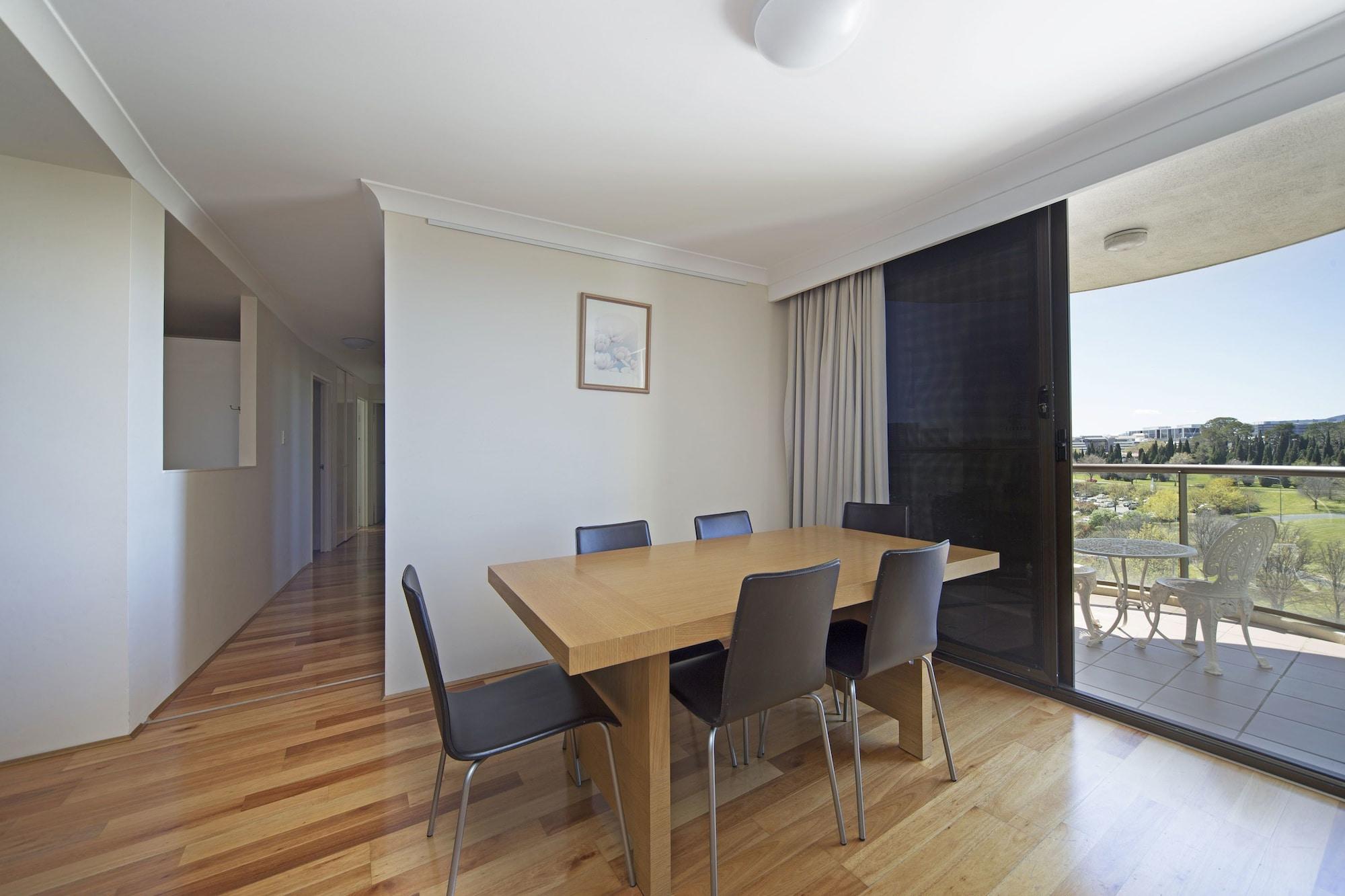 Breakfree Capital Tower Apartments Canberra Extérieur photo
