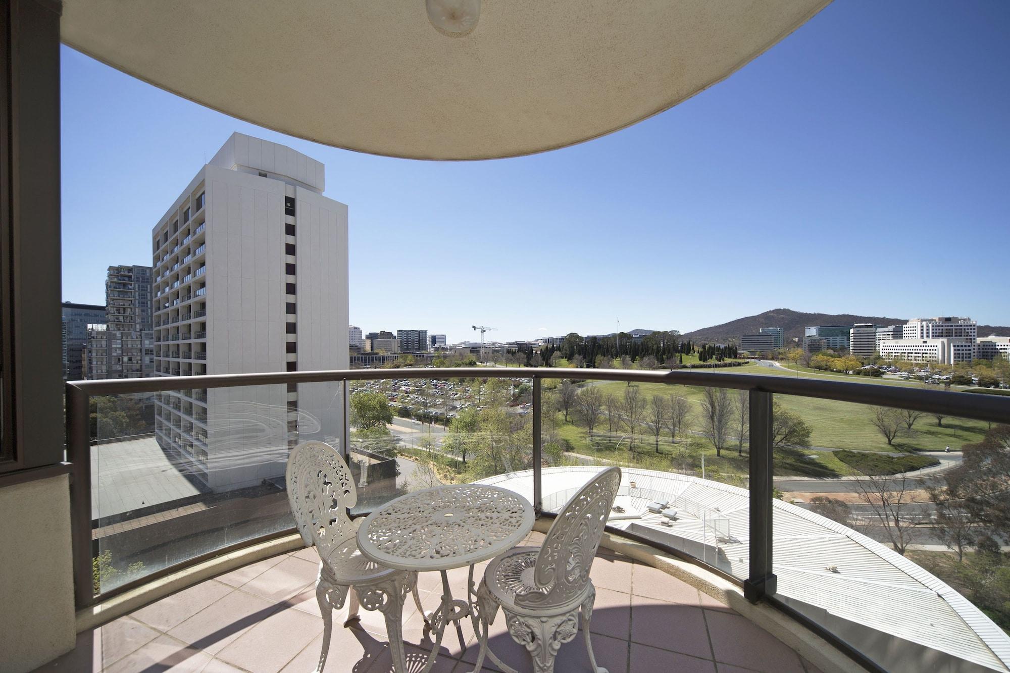 Breakfree Capital Tower Apartments Canberra Extérieur photo