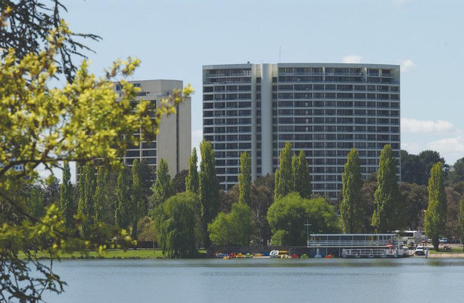 Breakfree Capital Tower Apartments Canberra Extérieur photo