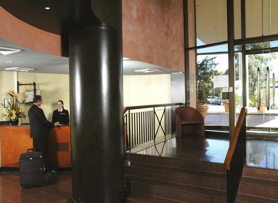 Breakfree Capital Tower Apartments Canberra Intérieur photo