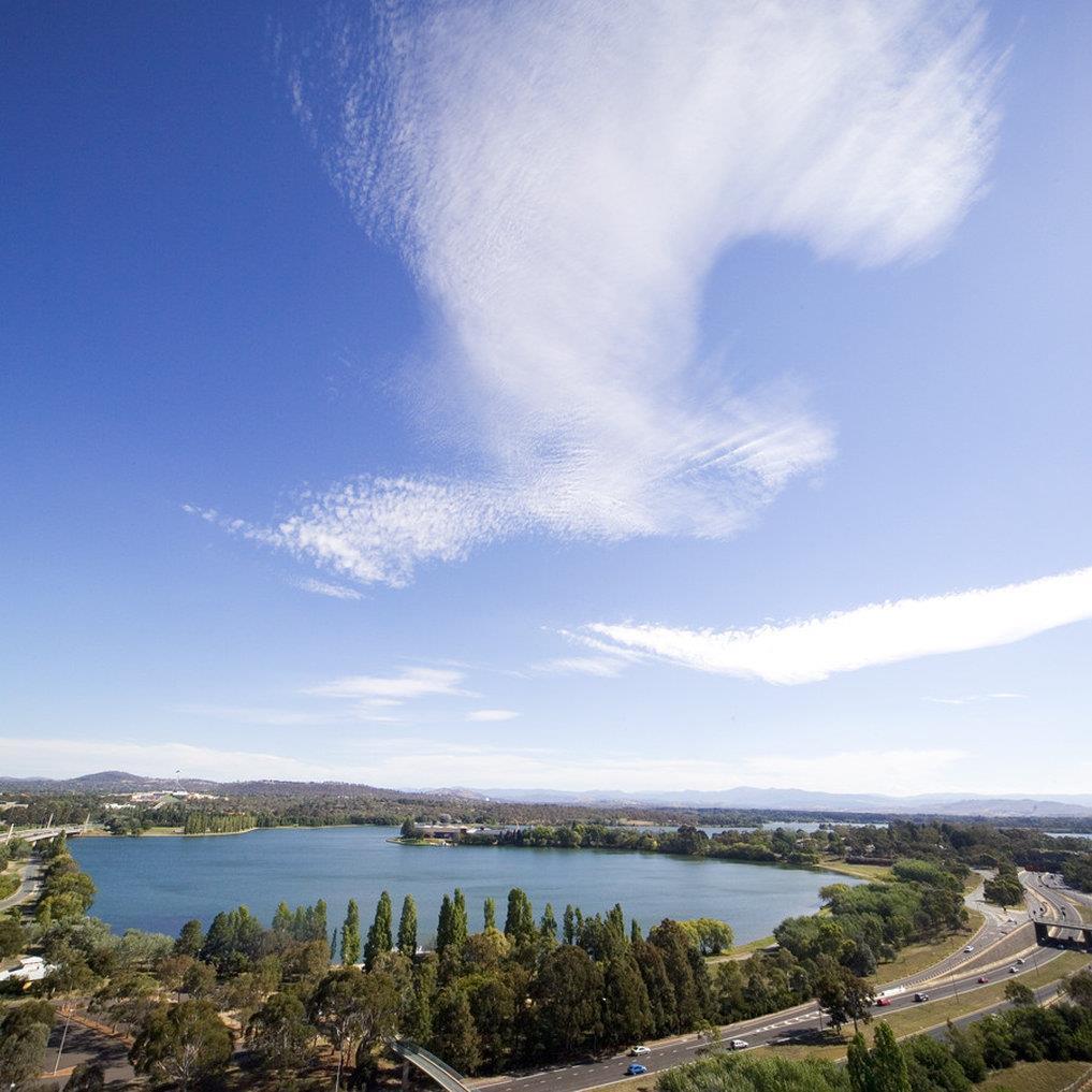 Breakfree Capital Tower Apartments Canberra Extérieur photo