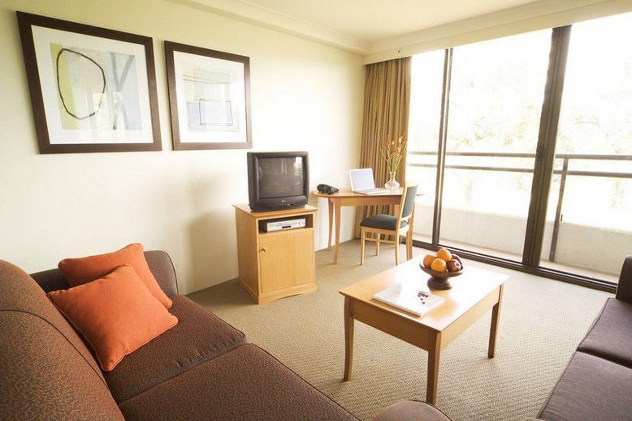 Breakfree Capital Tower Apartments Canberra Extérieur photo