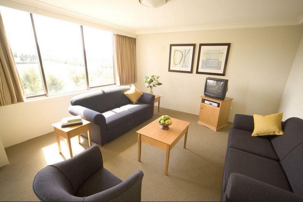 Breakfree Capital Tower Apartments Canberra Extérieur photo