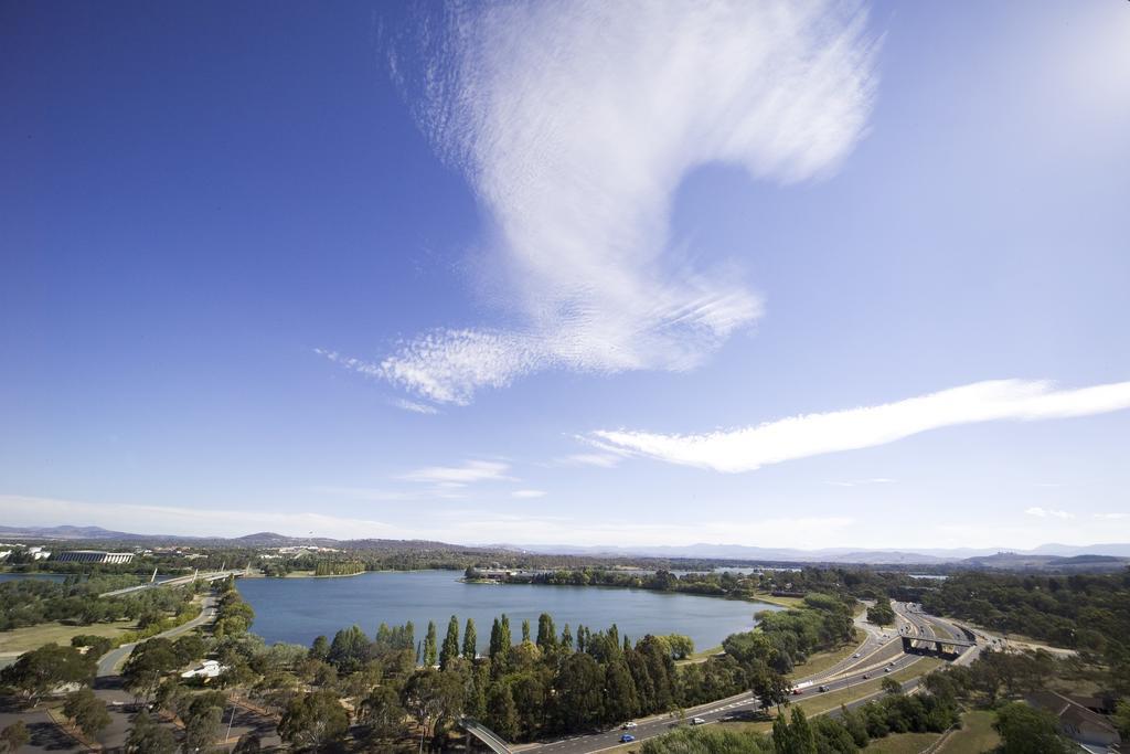 Breakfree Capital Tower Apartments Canberra Extérieur photo
