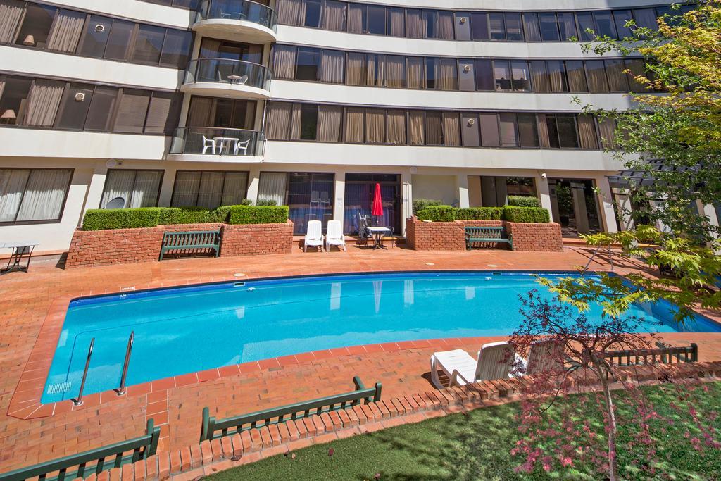 Breakfree Capital Tower Apartments Canberra Extérieur photo