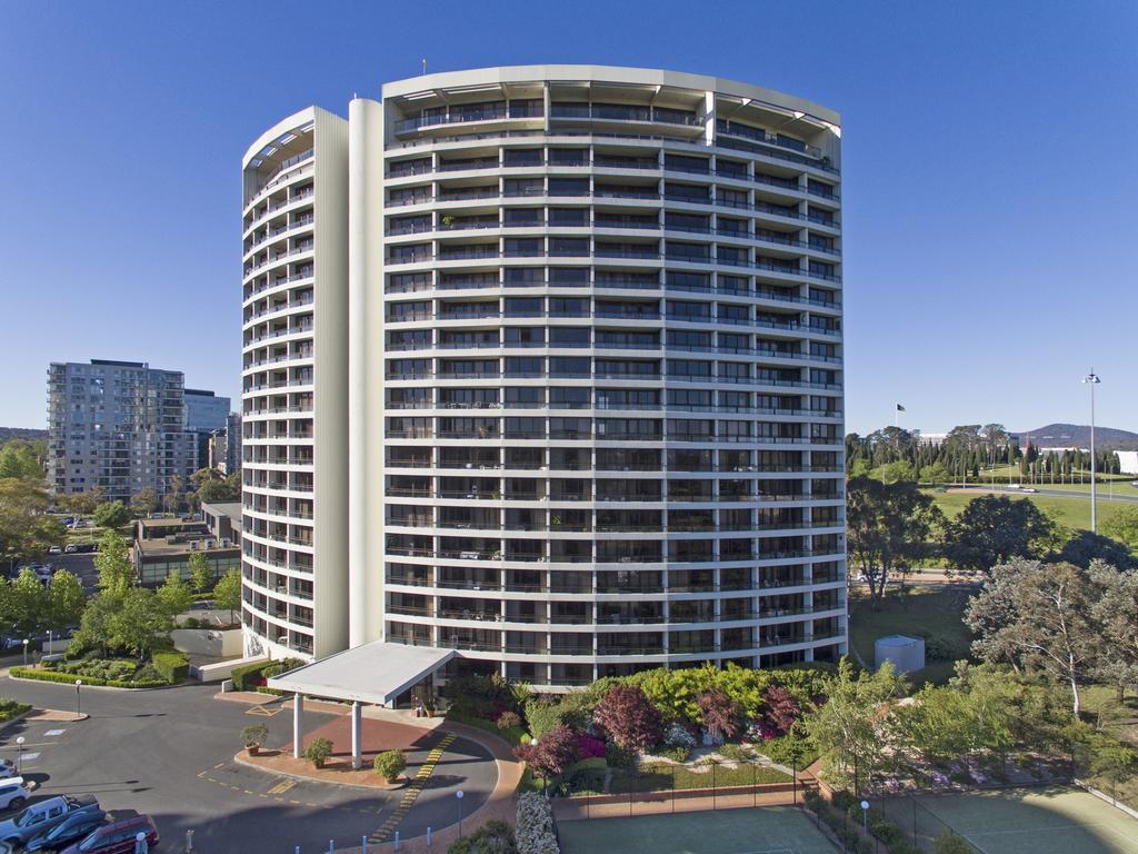 Breakfree Capital Tower Apartments Canberra Extérieur photo